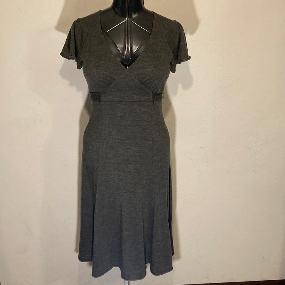 Banana Republic Women’s Short Sleeve Maxi Green Dress Rear Bow